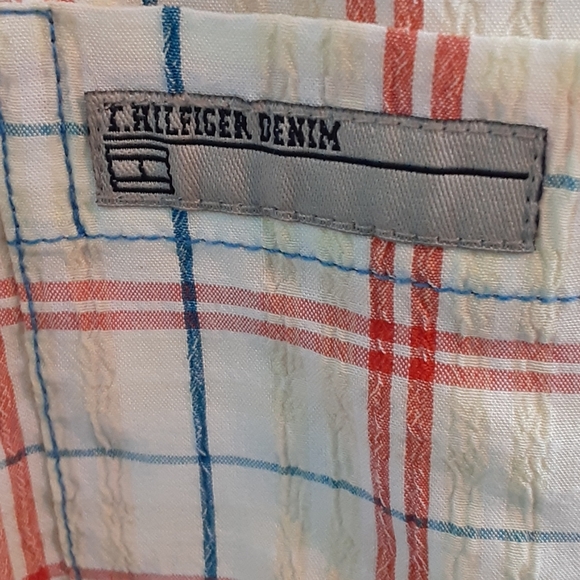 Tommy Jean's Button Down Shortsleeve Shirt - Picture 5 of 7